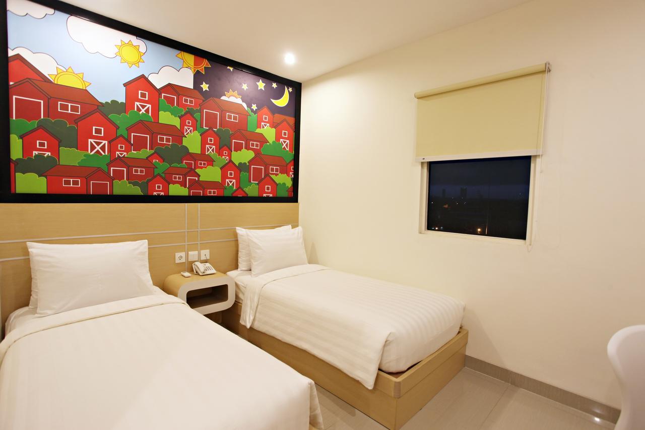 Hotel Nite & Day Surabaya - Gunungsari Esterno foto