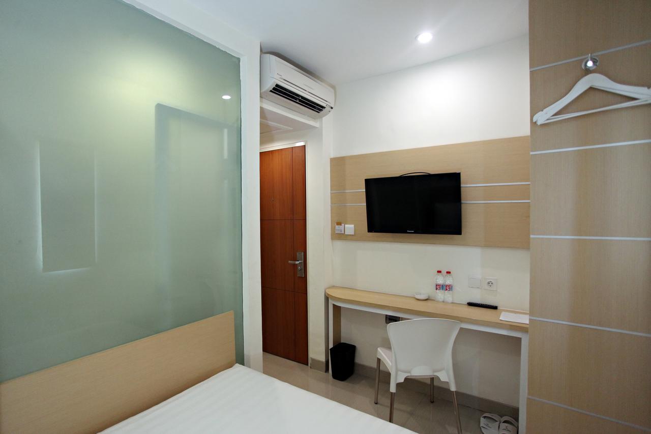 Hotel Nite & Day Surabaya - Gunungsari Esterno foto