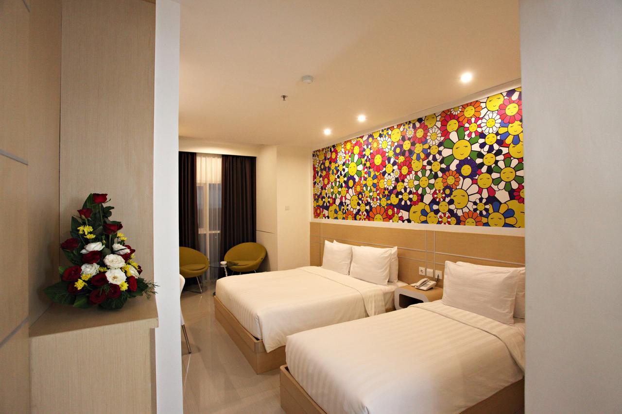 Hotel Nite & Day Surabaya - Gunungsari Esterno foto